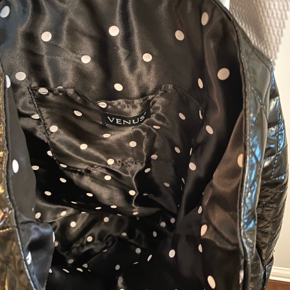 2/$12 SMALL BLACK TOTES by SEPHORA and VENUS - Picture 8 of 9